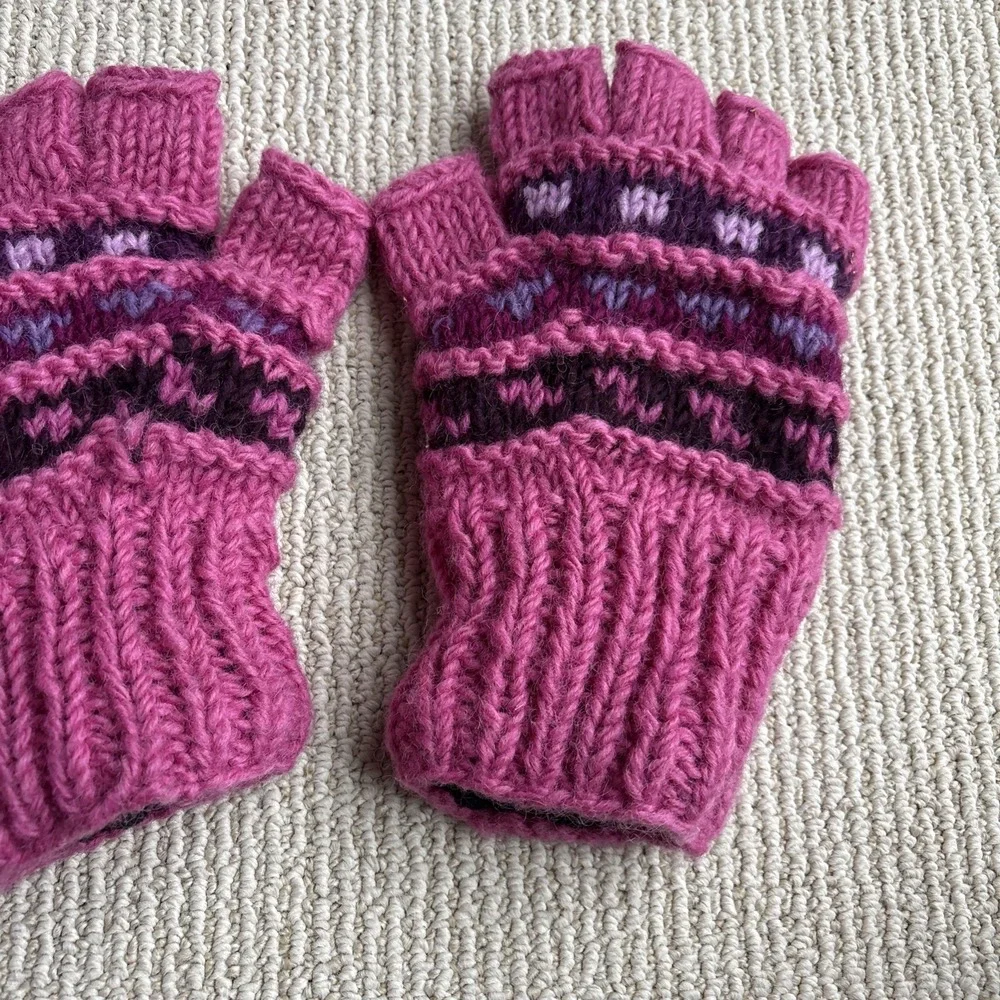 Mexicali Blues Gloves Fingerless Hand Knit 100% Wool Fleece Lined Nepal